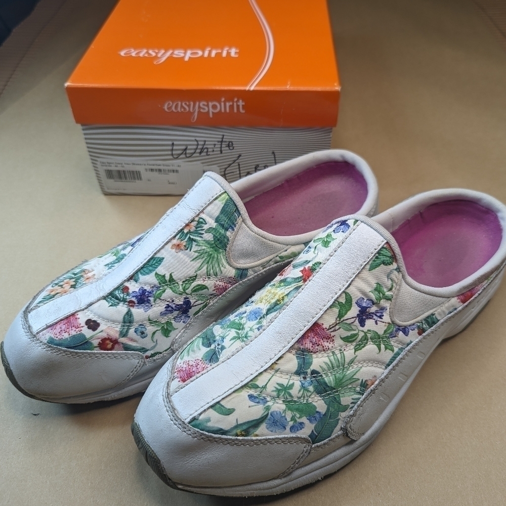 Easy Spirit ESTravel Time women's sz 11N white leather and floral mule clogs